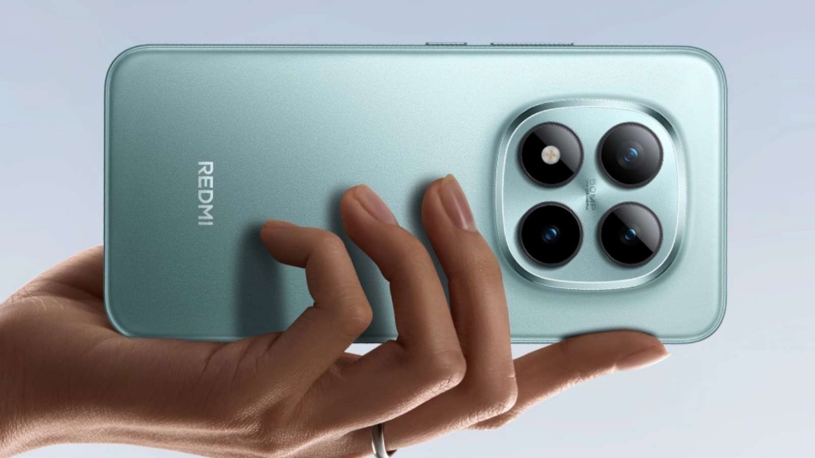 Redmi Note 15, 15 Pro și 15 Pro+ ajung global; Iată imagini, specificații și diferențe