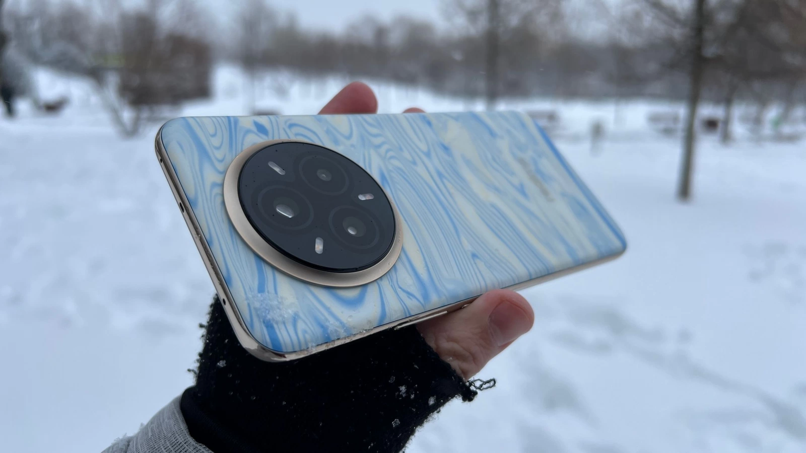 Când se lansează telefoanele din seria realme 16 Pro? Avem și variantă Pro+ cu periscop