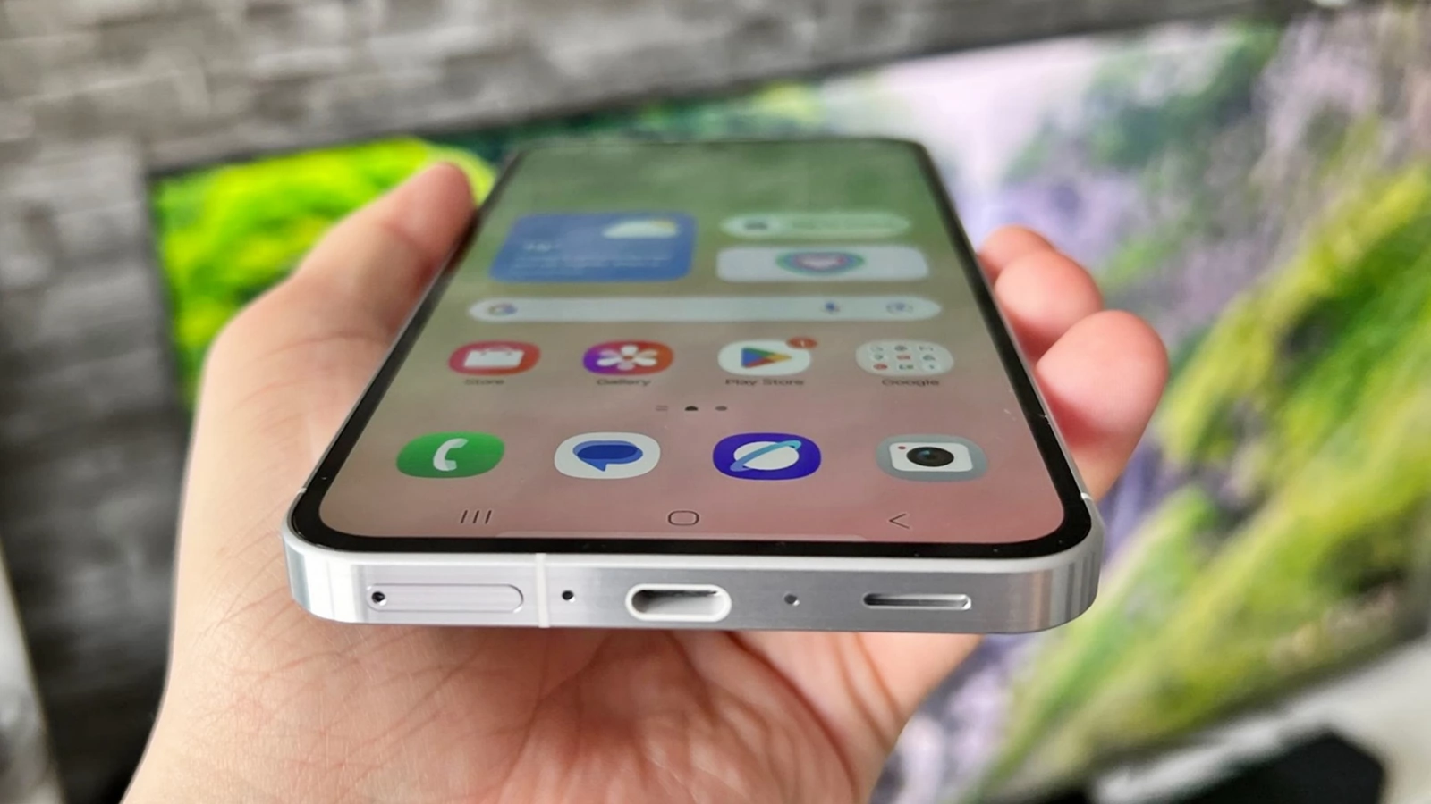 Samsung grăbește lansarea telefoanelor de buget din 2026, cu Galaxy A37 și A57 sosind mai devreme decât predecesorii