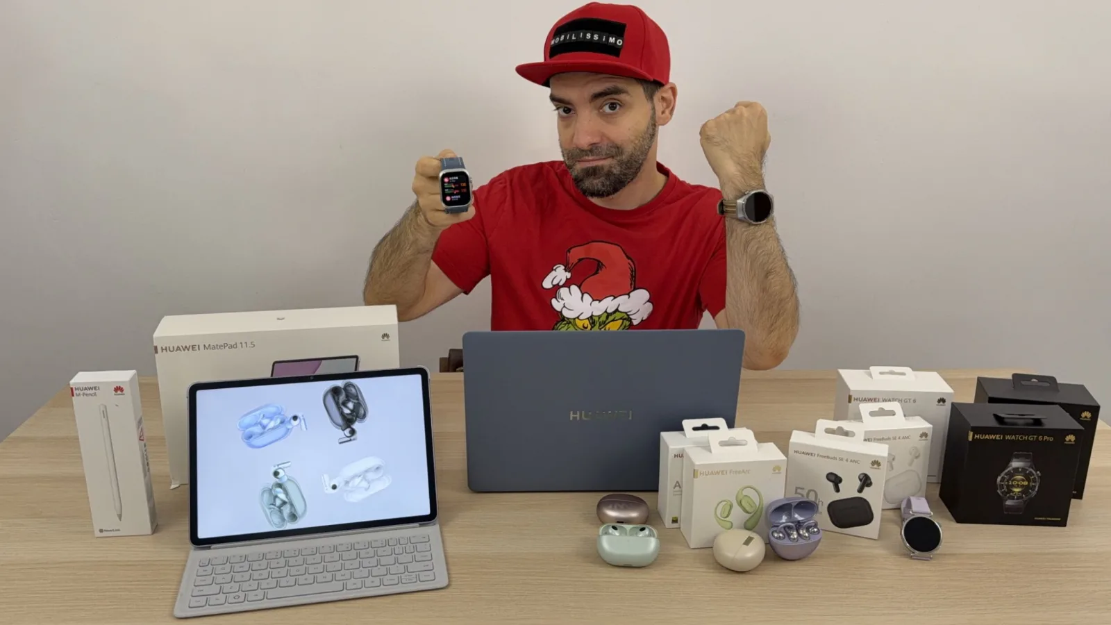 HoHoHo! Cum îţi dă Huawei până la 4 cadouri dacă faci cumpărături de Crăciun din Huawei Store: bundle-uri, vouchere, concurs, promoţii