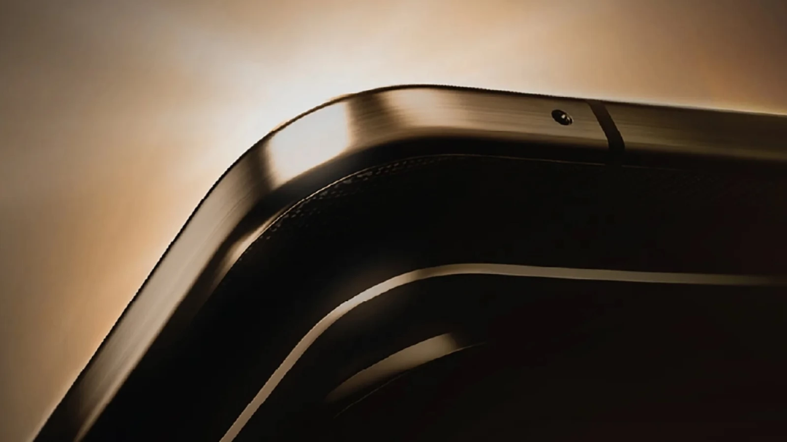 Motorola începe campania de teasing pentru seria "Signature", telefoane premium ce iau locul modelelor Ultra