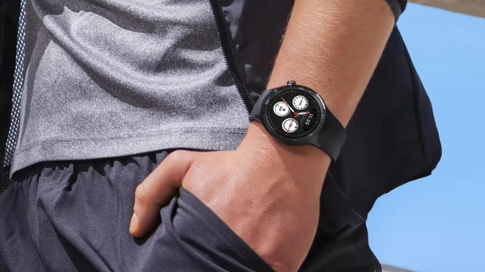 CES 2026: Motorola lansează noul Moto Watch (2026) în parteneriat cu Polar, pentru tracking fitness avansat