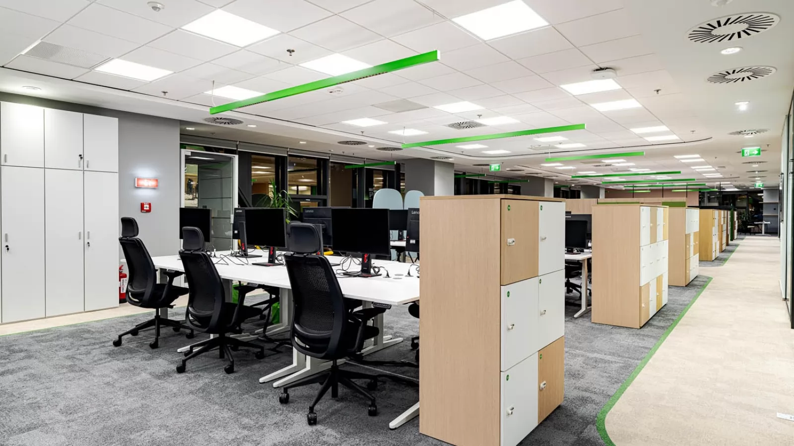 Schneider Electric România are sediu nou şi ne arată cum gestionezi o clădire modernă de birouri, reduci consumul prin energie regenerabilă