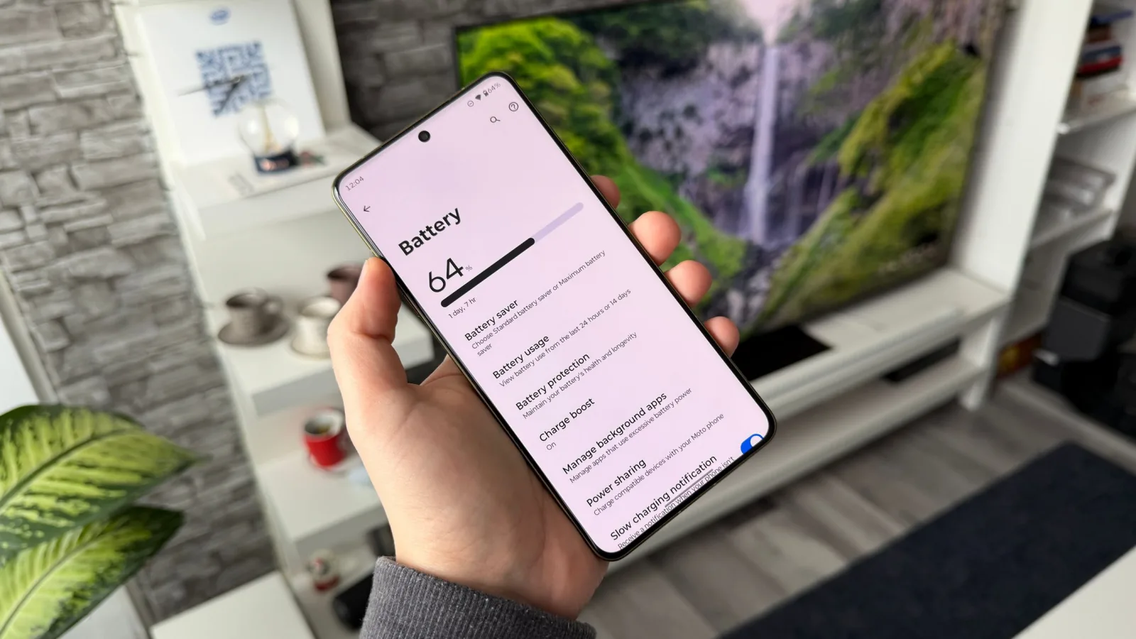 Motorola Signature: Bateria e mai light de dragul unui corp subțire, dar stă binișor la playback video