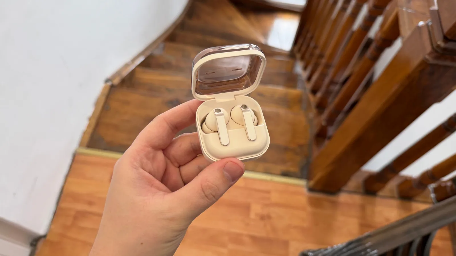 Samsung Galaxy Buds4 și Buds4 Pro au debutat: sunet Hi-Fi 24-bit, ANC adaptiv și integrare profundă Galaxy AI