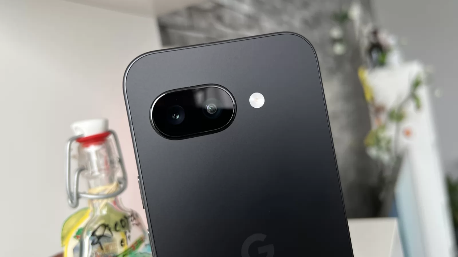 Turul Magazinelor #1573: Google Pixel 9a în loc de 10a, monitor OLED sub 3000 lei, TV 4K sub 900 lei