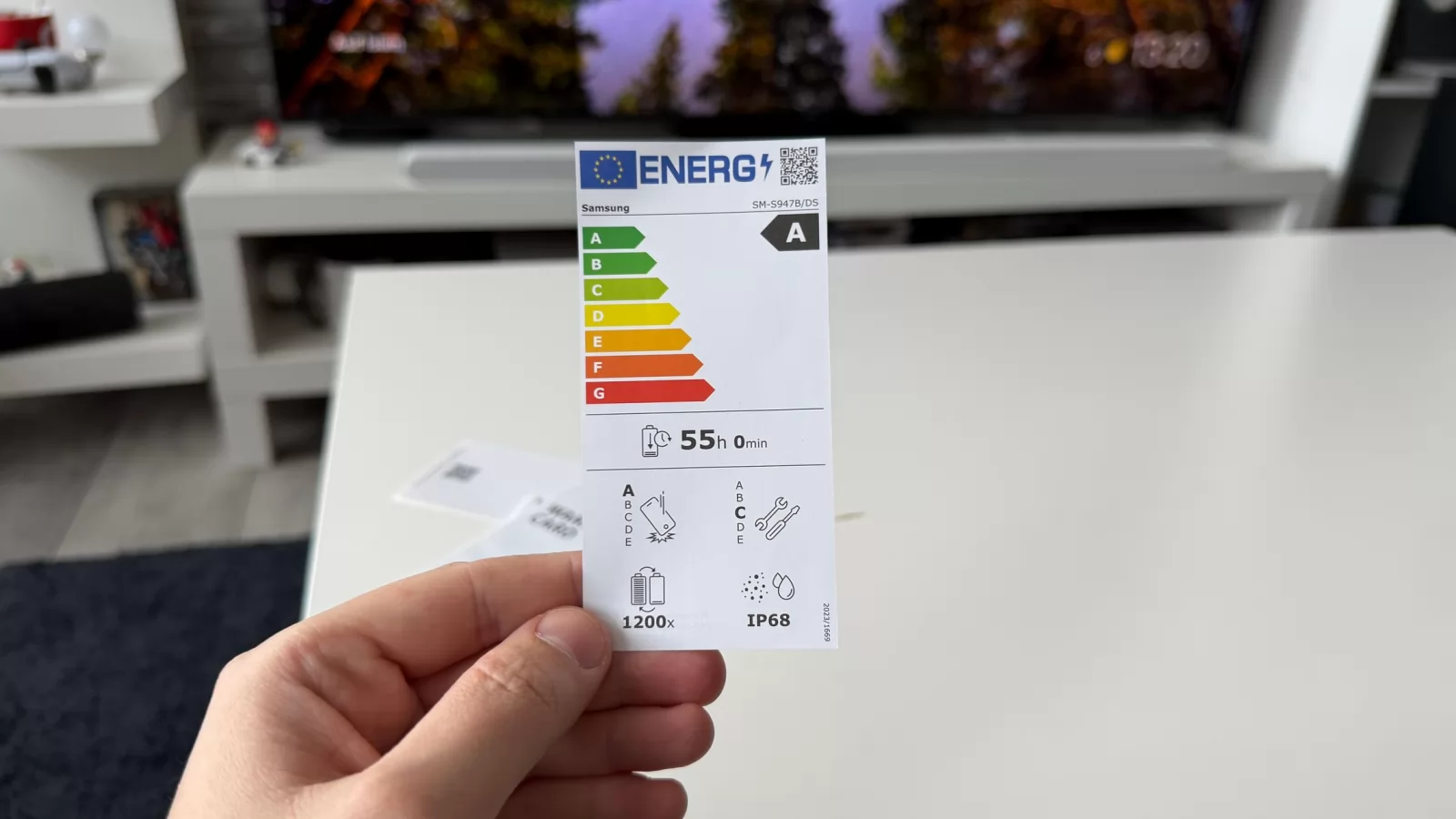 Samsung Galaxy S26+: Bateria de aproape 5000 mAh rămâne în urma rivalilor 
