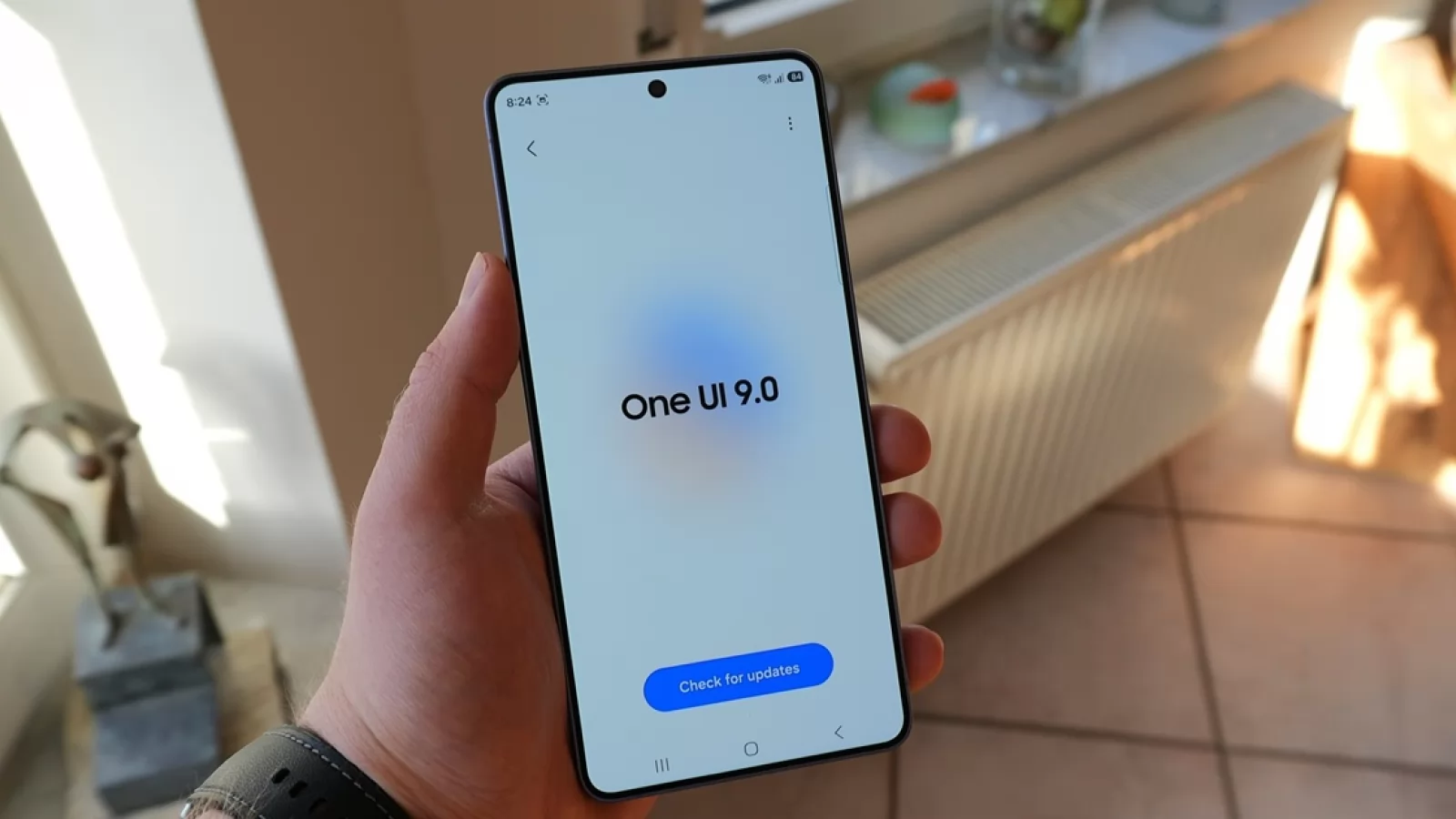 Prima versiune One UI 9 pentru Galaxy S26 Ultra apare online și confirmă dezvoltarea Android 17