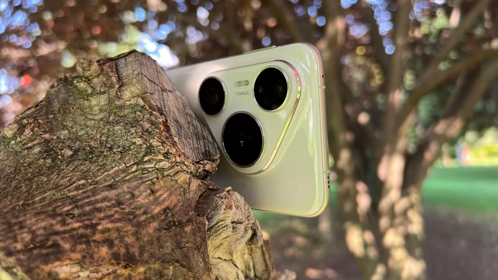 Huawei Pura 90 şi Pura X2 se lansează în aprilie (Zvon)