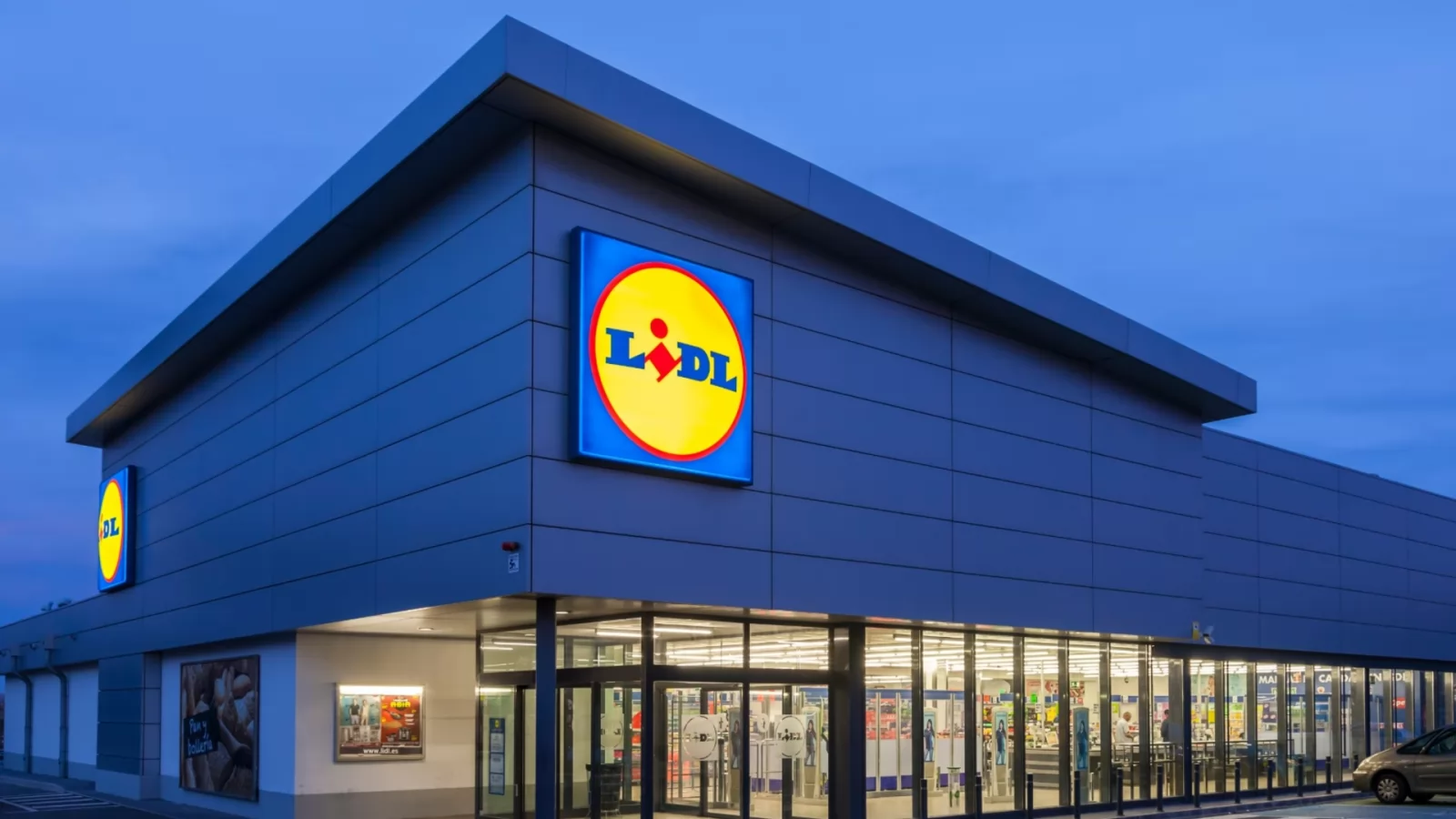 Tehnologie la raft: LIDL aduce în România panouri fotovoltaice și gadgeturi pentru locuință, acum ușor de rezervat din aplicația mobilă