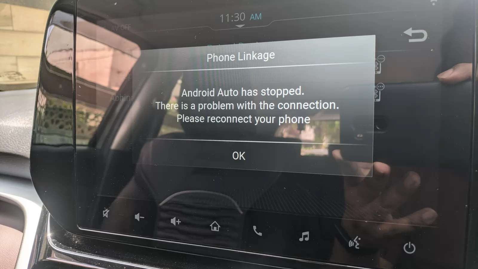 Android Auto dă erori pe telefoanele Pixel și Samsung; Conexiunile nu mai funcționează corect după cea mai recentă actualizare
