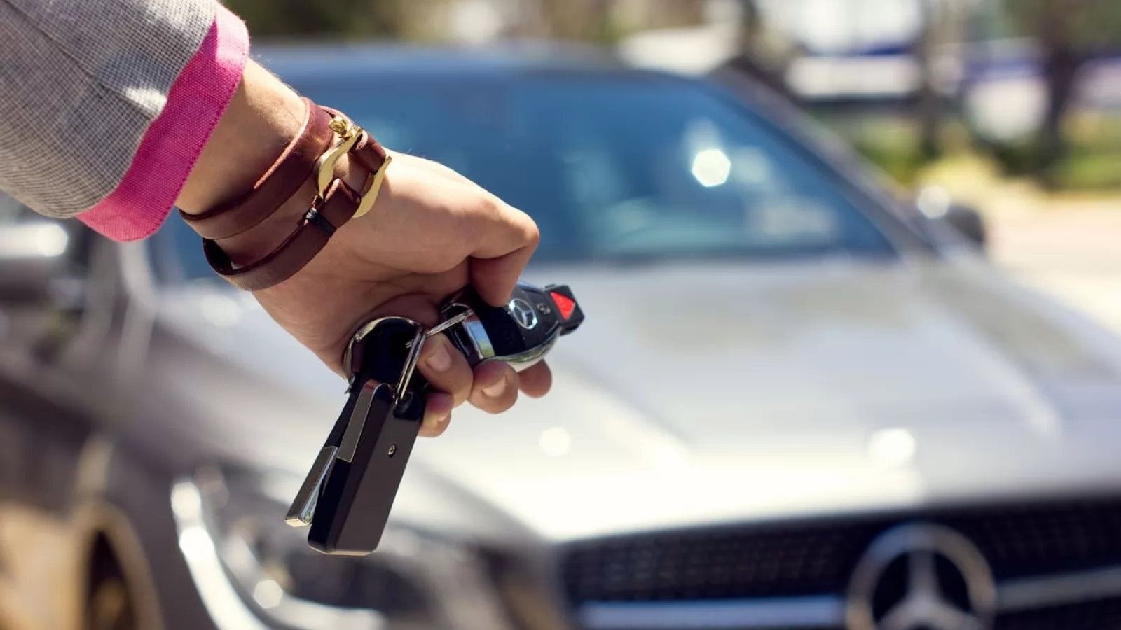 Piața auto din România, afectată de lipsa datelor; Risc crescut la achiziția de mașini rulate (Statistici carVertical)