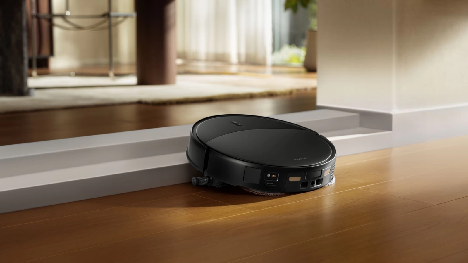 Roborock Saros 20 disponibil acum în România! Aspiratorul robot de top ce promite putere extremă și curățare inteligentă pentru locuințele moderne