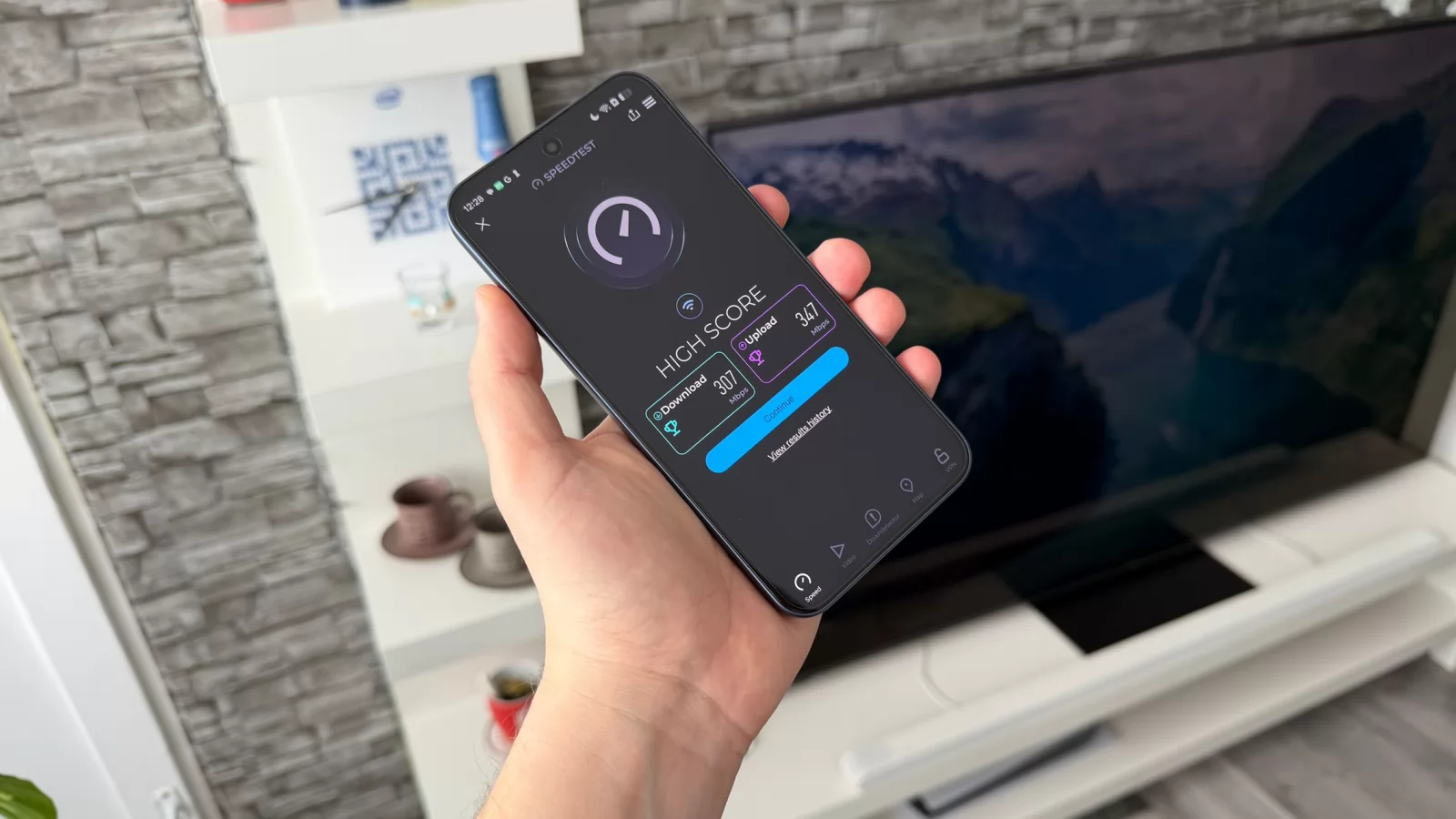 OPPO A6 Pro 5G: Conectivitate 5G și WiFi cu un design de antene la 360 de grade