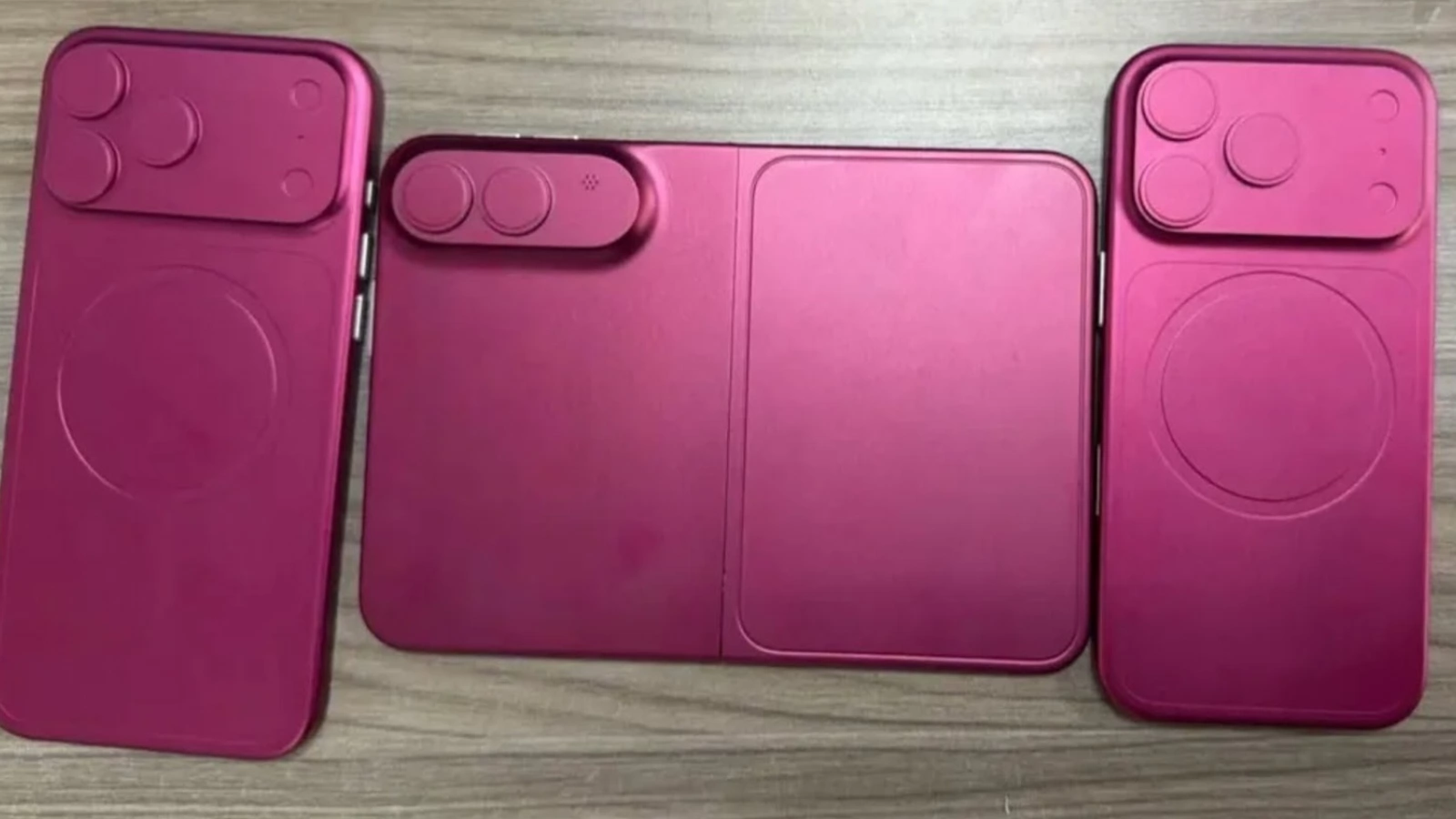 iPhone Fold cel lat comparat cu iPhone 18 Pro; Vedem machete!