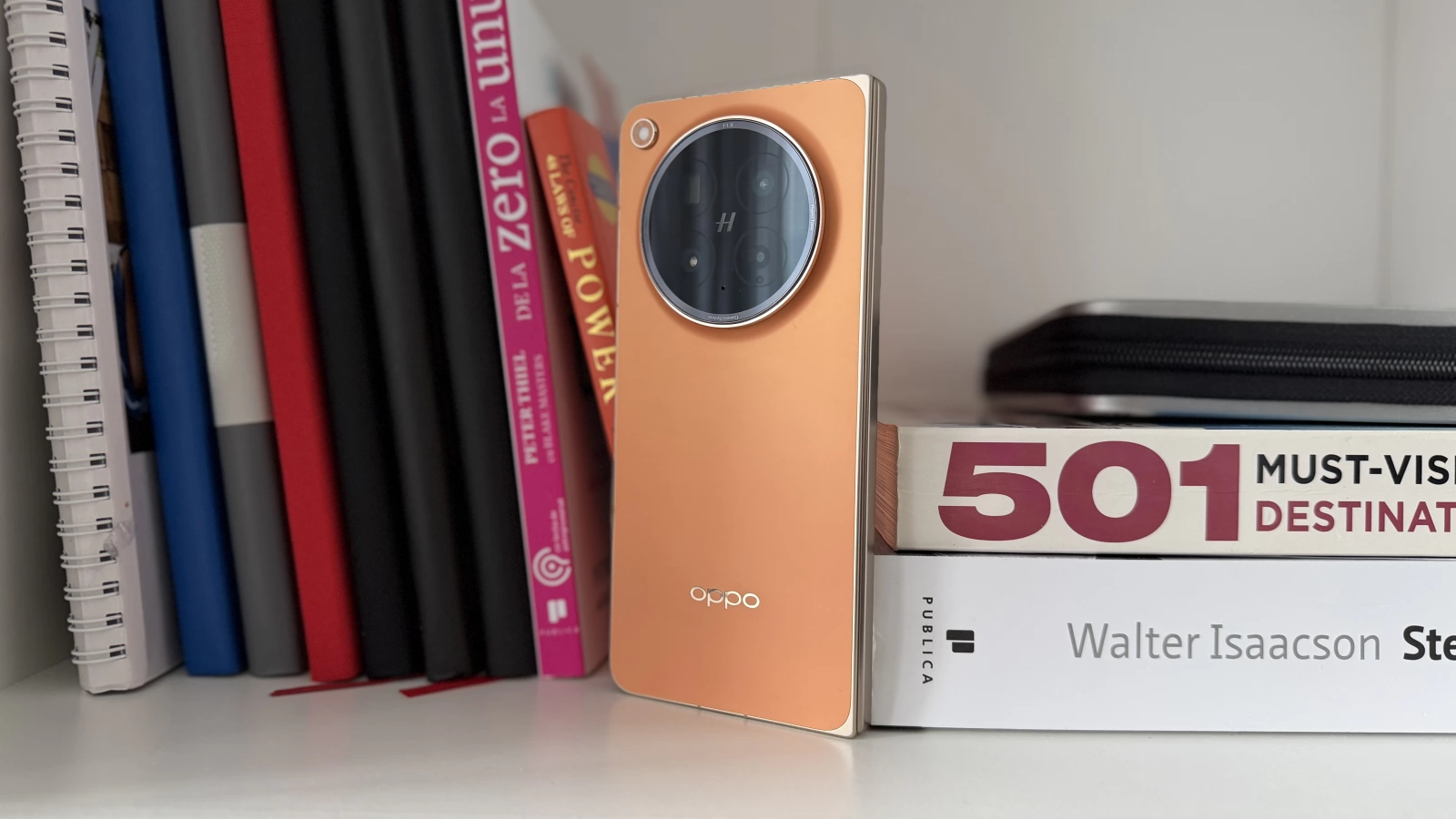 OPPO Find N6: Hardware de pliabil exemplu, care nu face sacrificii nici la cameră, nici la baterie