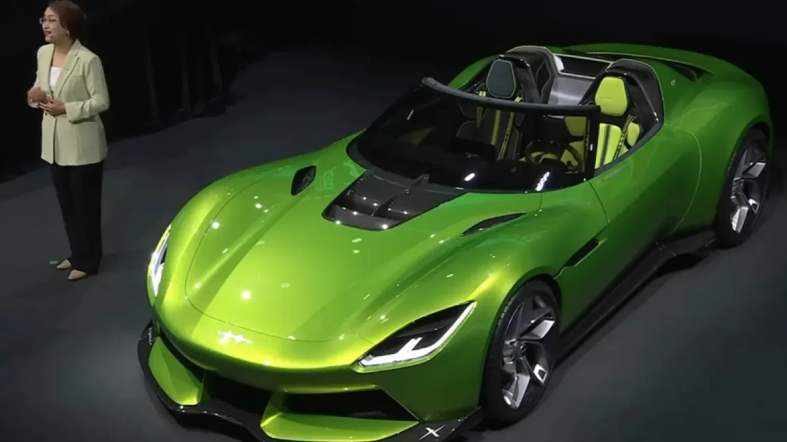 BYD vrea să intre în Formula 1; CEO-ul său se întâlnește cu mai marii F1