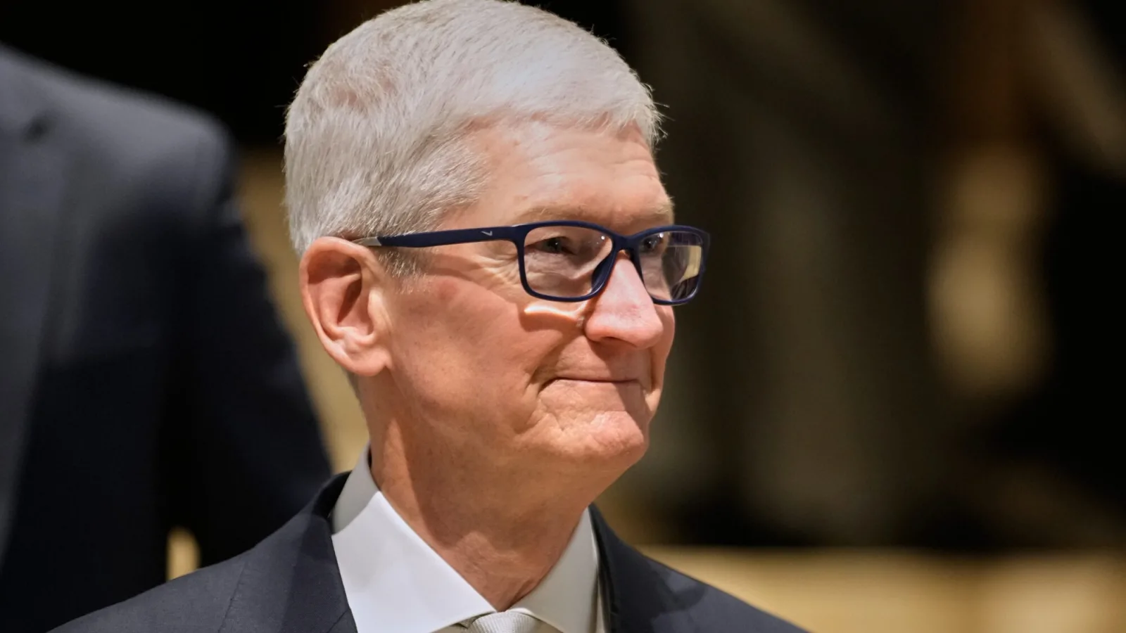 Apple bagă miliarde în inteligență artificială; Cheltuielile pentru cercetare sunt practic nelimitate