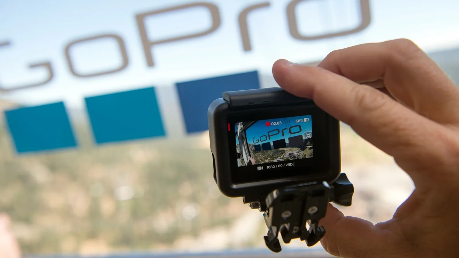 GoPro ar putea fi vândută! Producătorul celor mai populare camere de acțiune începe analiza opțiunilor strategice