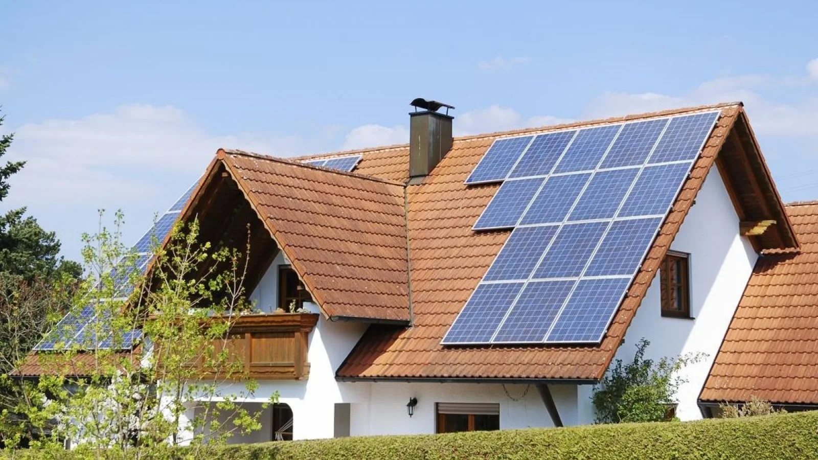 Casa Verde Fotovoltaice dispare din bugetul AFM 2026: statul finanțează doar baterii pentru prosumatori