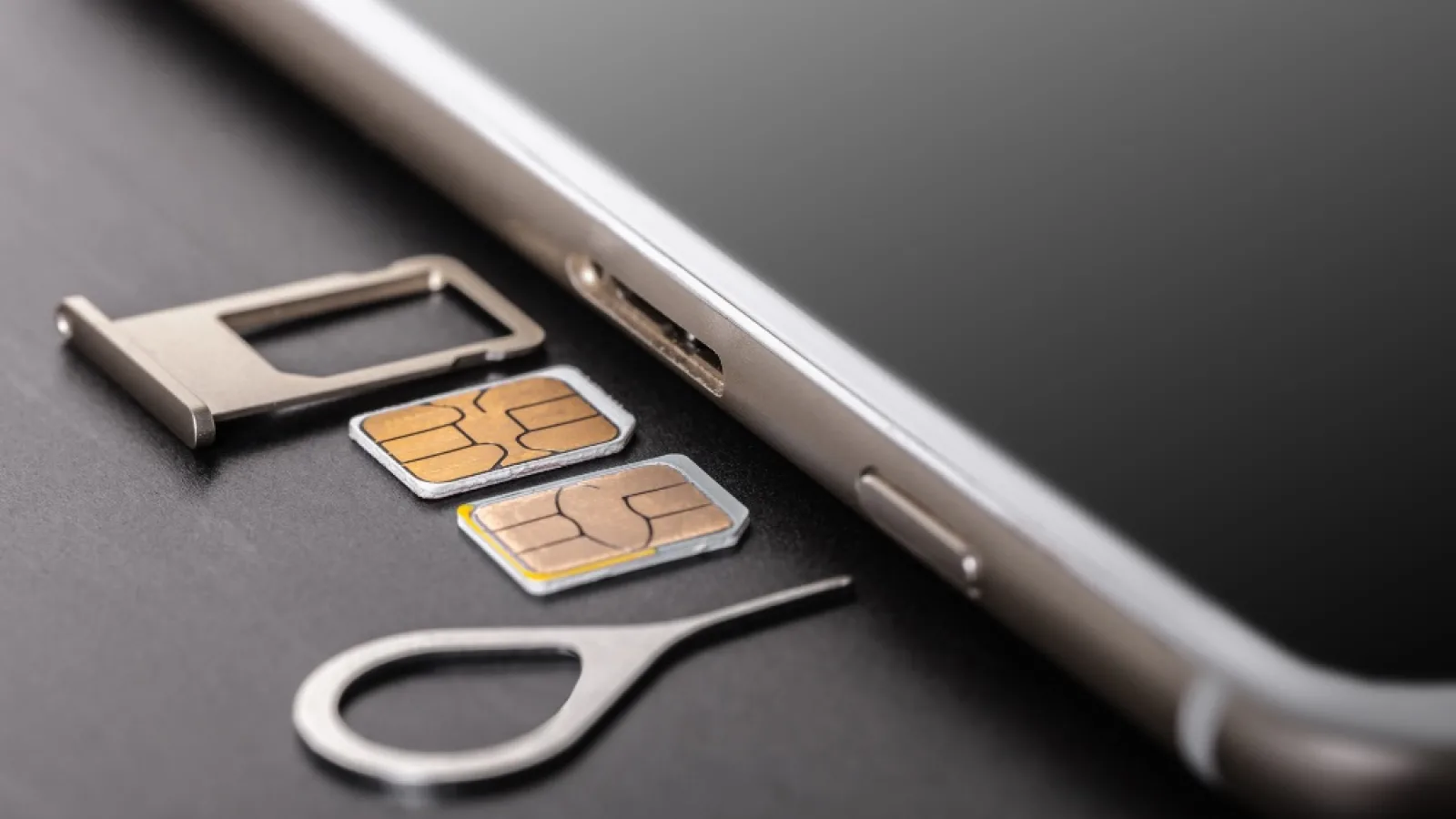 Tot mai mulți infractori folosesc cartele PrePay pentru a evita identificarea, avertizează Poliția Română