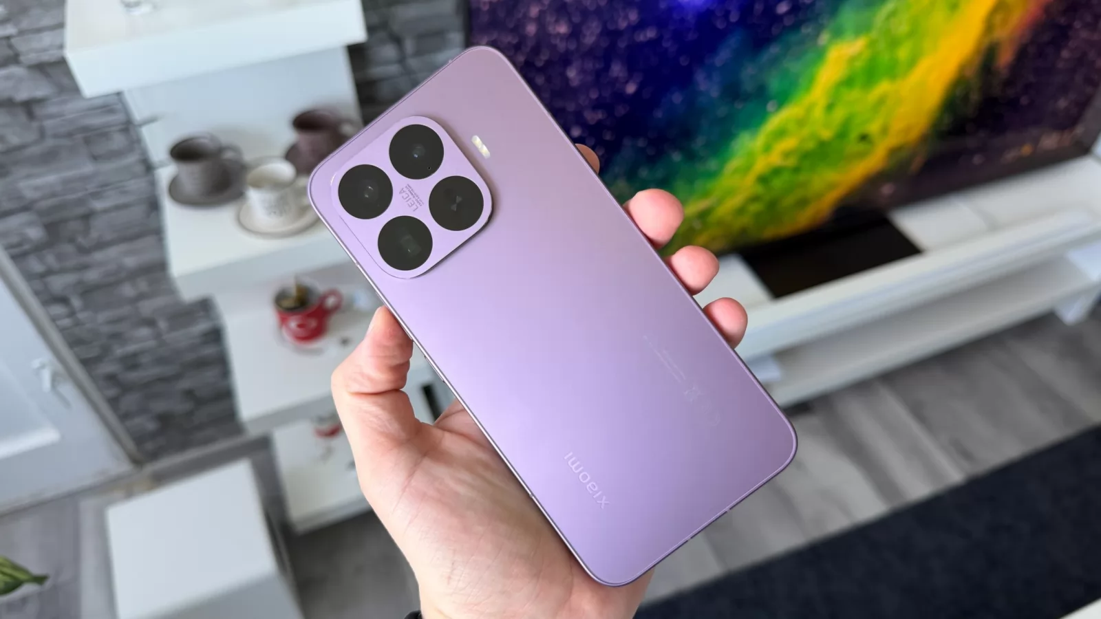 Xiaomi 17T Pro: Design elegant, ca o rochie de seară
