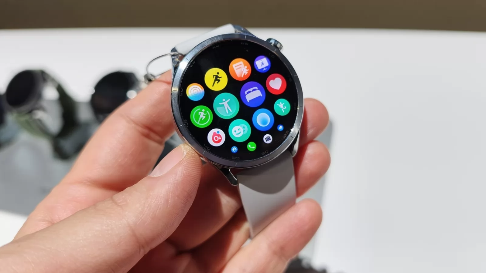 Ceasul care știe că te bucuri la FIFA; Impresii despre Xiaomi Watch S5 46 mm (Video)