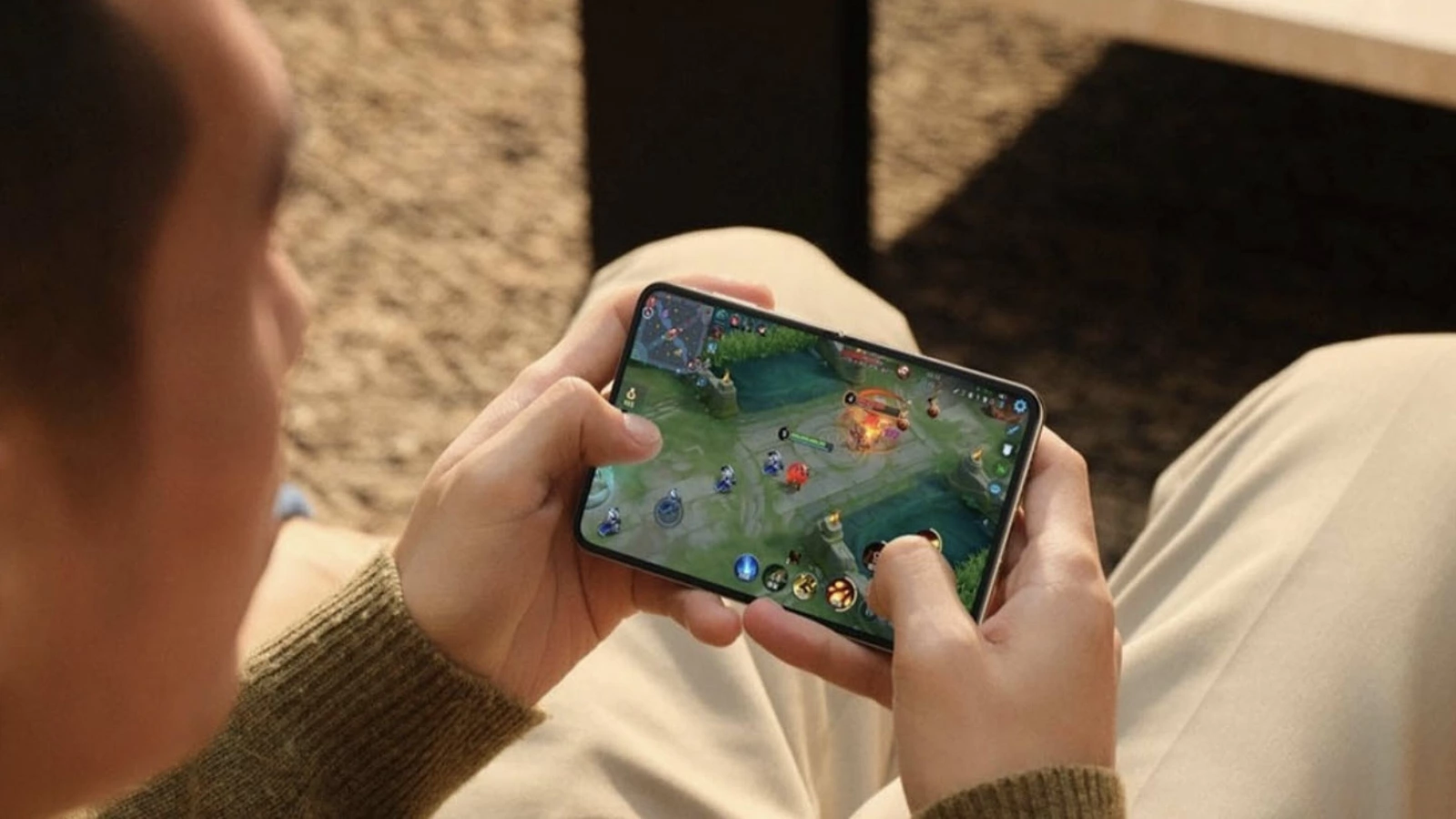 Formatul lat de Huawei Pura X Max ajunge şi pe telefoane candybar; Sunteţi pregătiţi de aspectul nou?