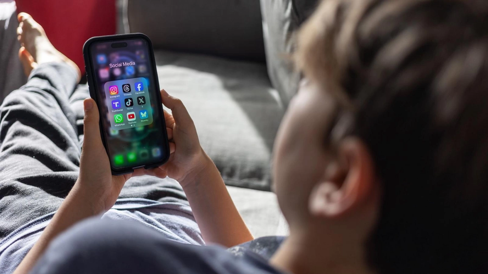 După Australia, și Marea Britanie vrea să blocheze accesul minorilor sub 16 ani la TikTok, Instagram și alte rețele sociale