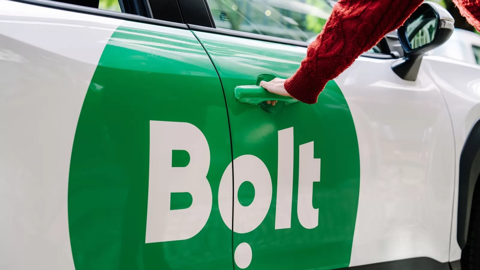 Bolt lansează TapBox la AFI Cotroceni; Kiosk inteligent pentru rezervarea curselor în doar câteva secunde fără cont de utilizator