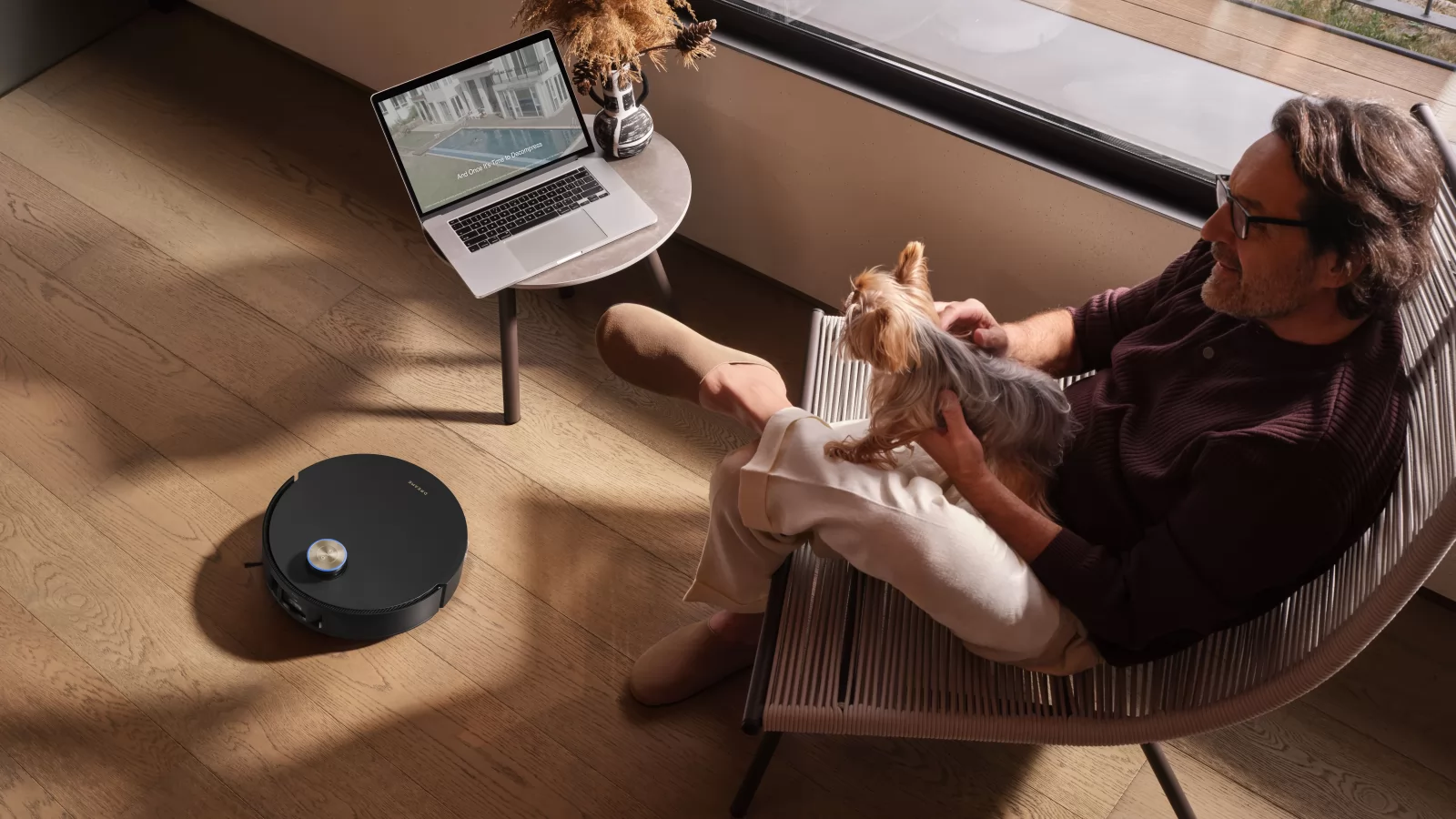 Studiu Dreame: Românii nu mai cumpără produse smart home doar din curiozitate, ci din dorința pură de a câștiga timp și confort