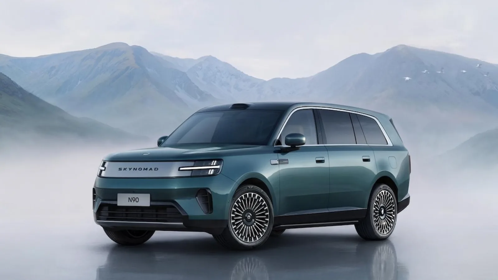 Noul SUV hibrid Xiaomi SkyNoman are configurații cu până la 7 locuri, tracțiune integrală și autonomie de până la 1705 km