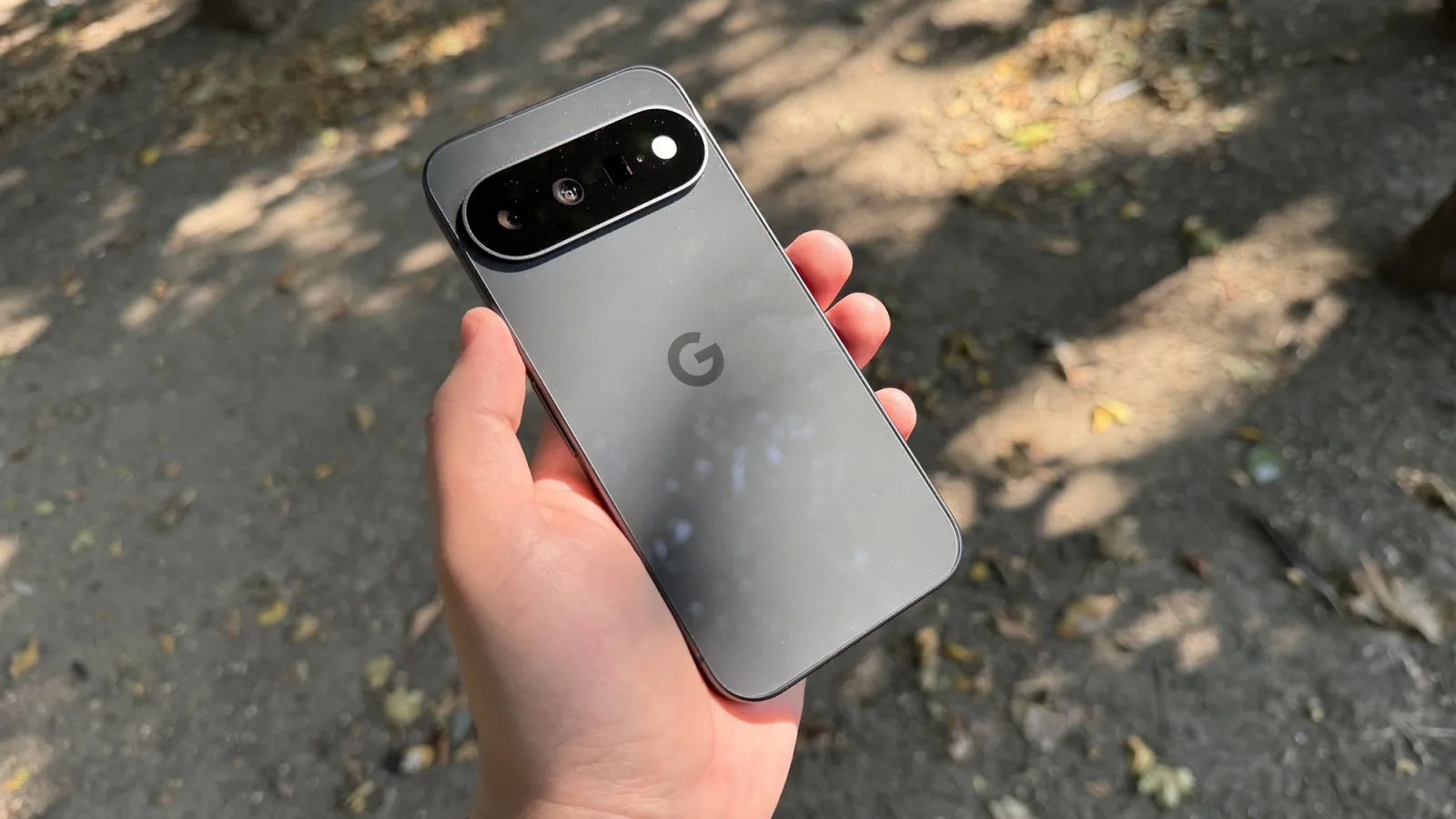 Google Pixel 11: design familiar, rafinat prin detalii