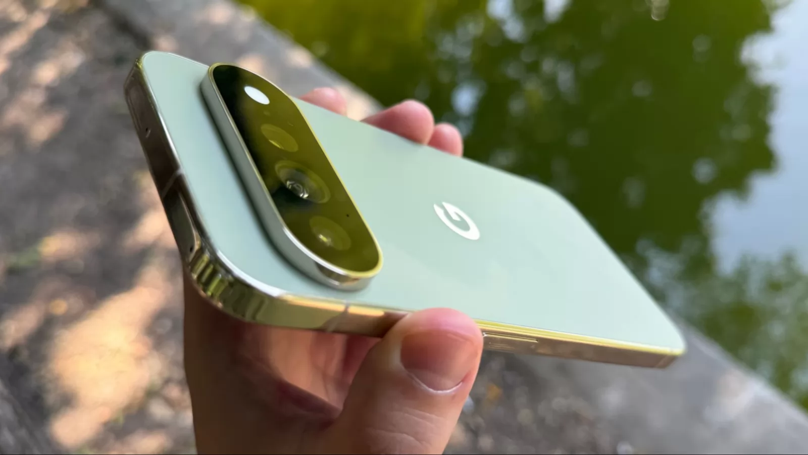 Pixel 11 Pro XL în DxOMark: locul 5 - culori naturale, Portret plăcut, dar ultrawide "subţire"