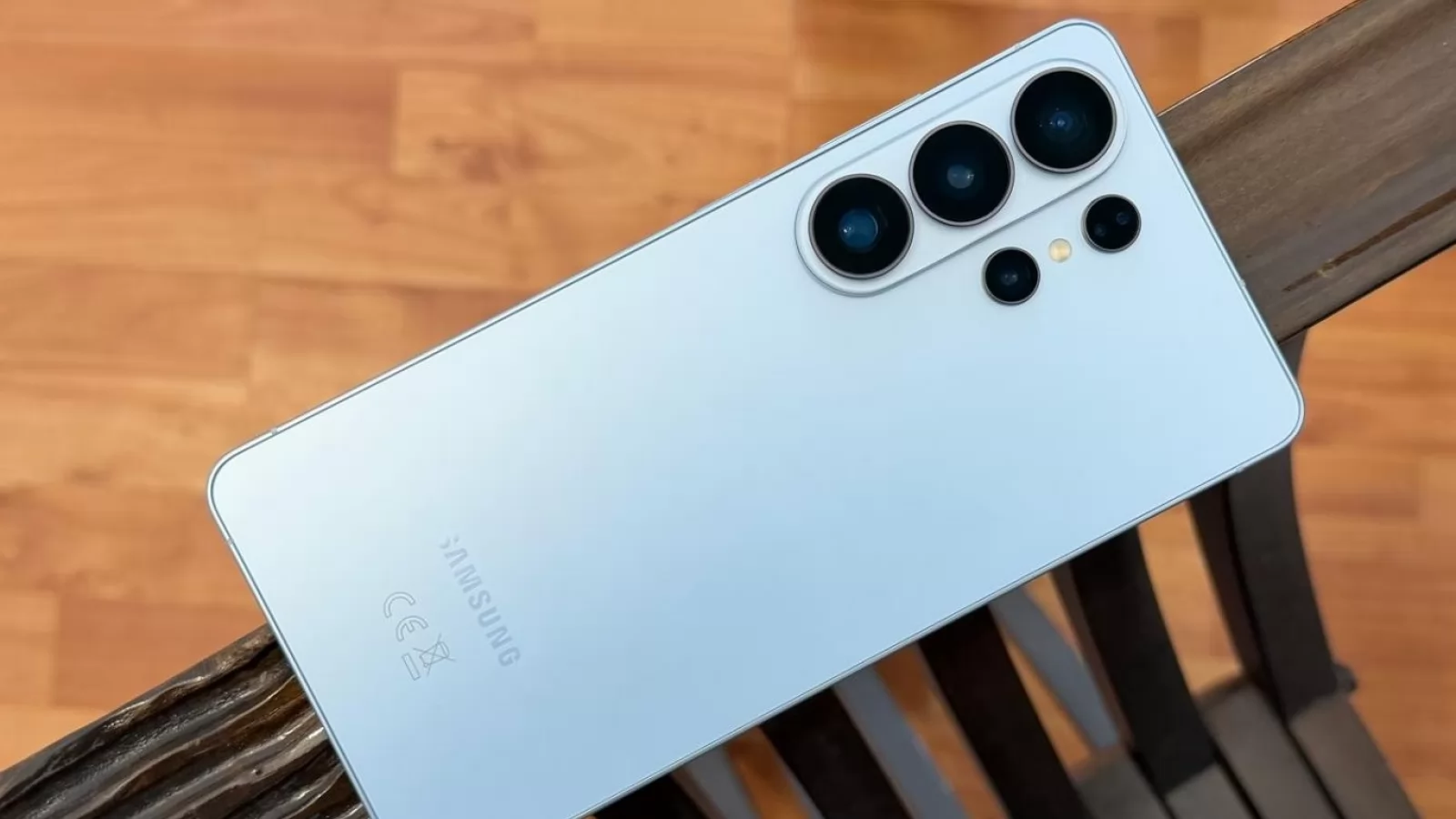 Samsung Galaxy S26 Ultra devine cel mai vândut Android din lume! Un flagship bate modelele accesibile în al doilea trimestru din acest an