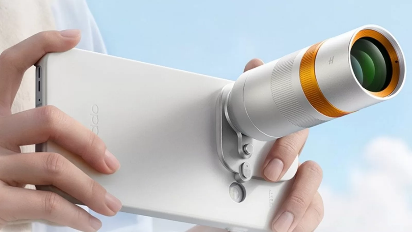 OPPO Reno17 ar putea primi teleconvertor extern; Zoom-ul optic ar trece dincolo de camera integrată