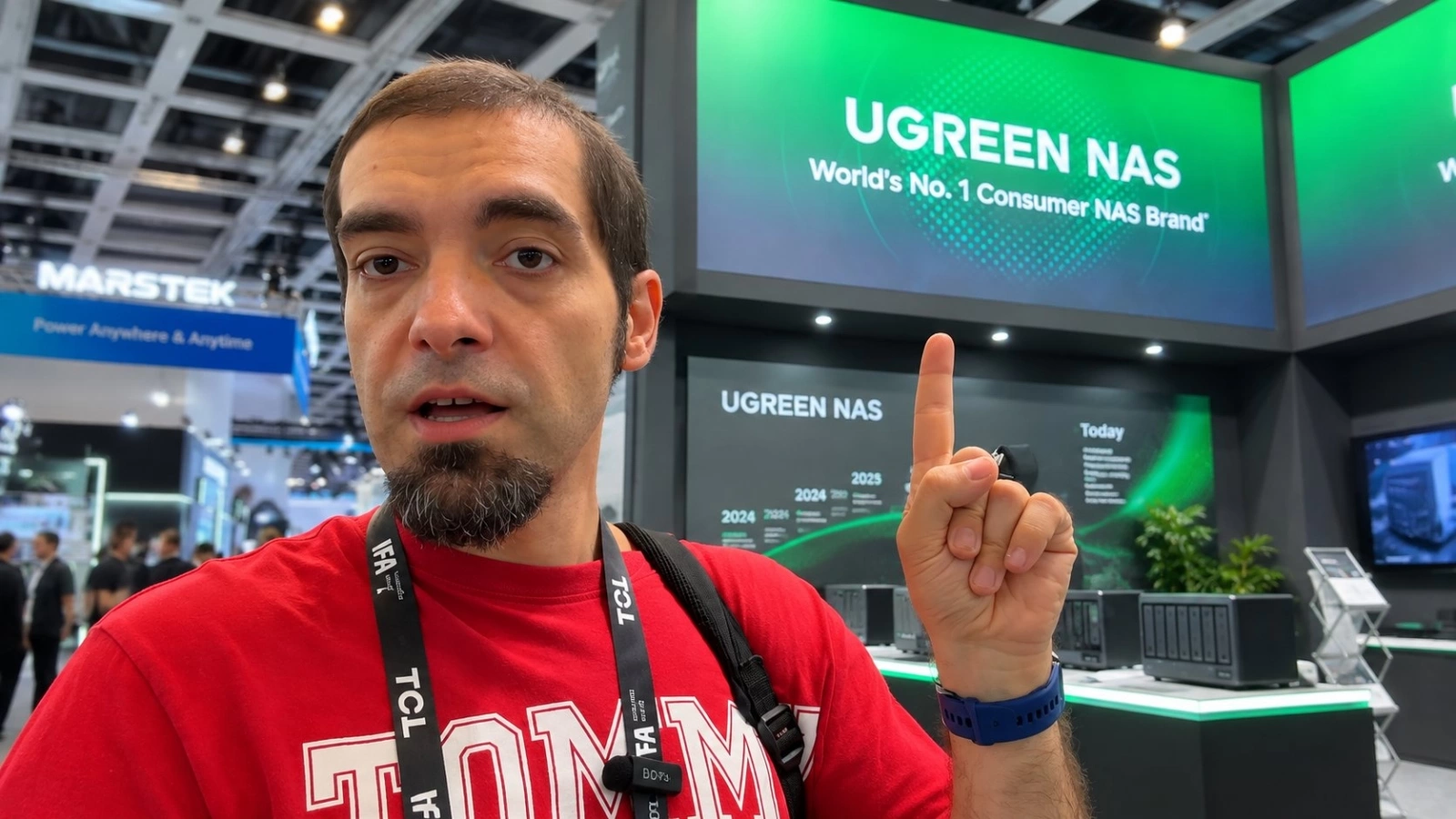 UGREEN a prins tupeu: de la cabluri și hub-uri la NAS-uri de 272 TB și AI pentru toată casa
