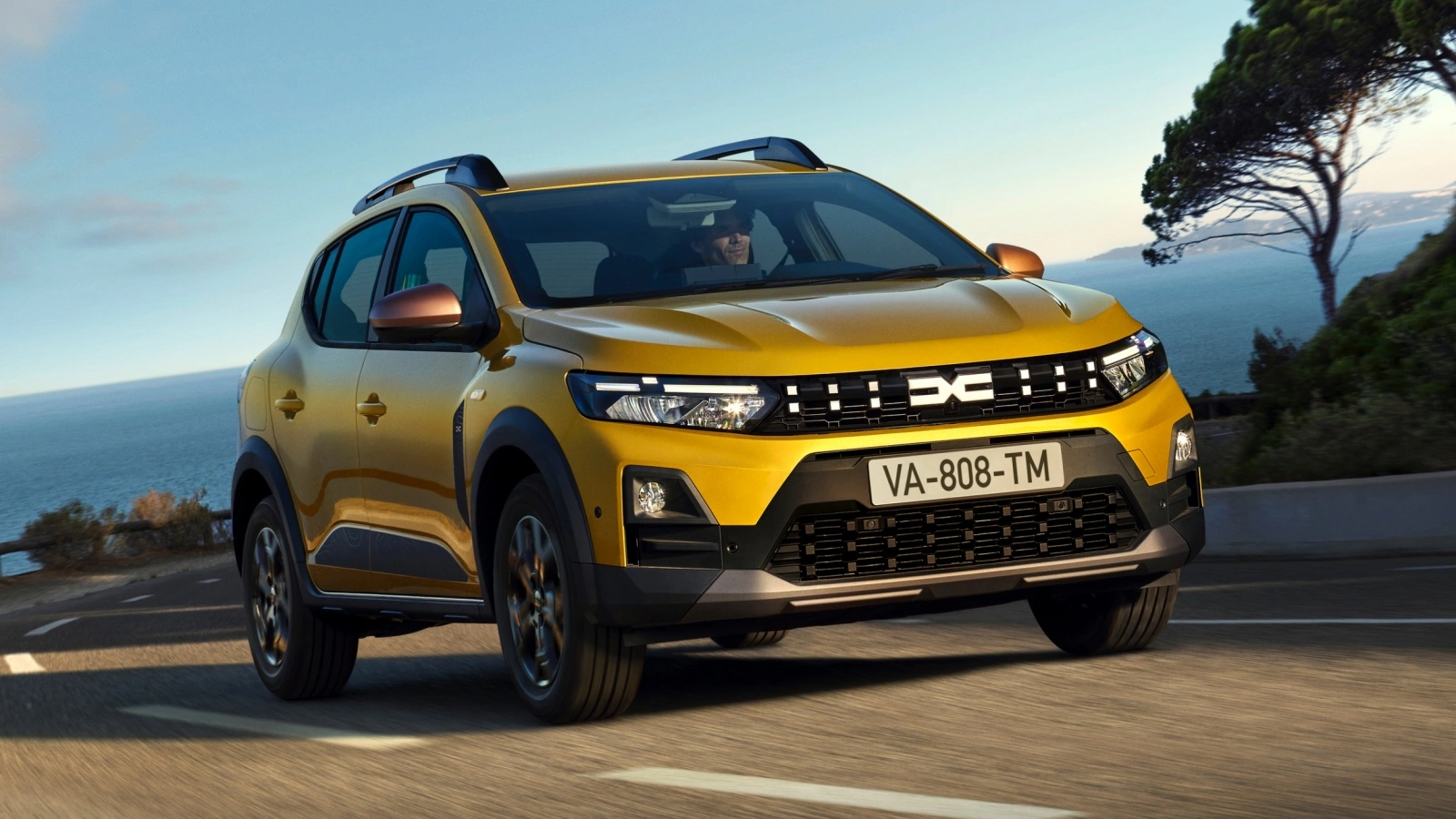 Dacia Sandero ține Golf la peste 12.000 de mașini distanță; Cum arată topul european după opt luni