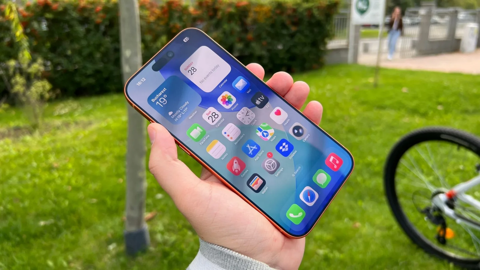 Nici iPhone-ul nu este imun la atacuri: Apple repară prin iOS 26.7.1 o breșă deja exploatată