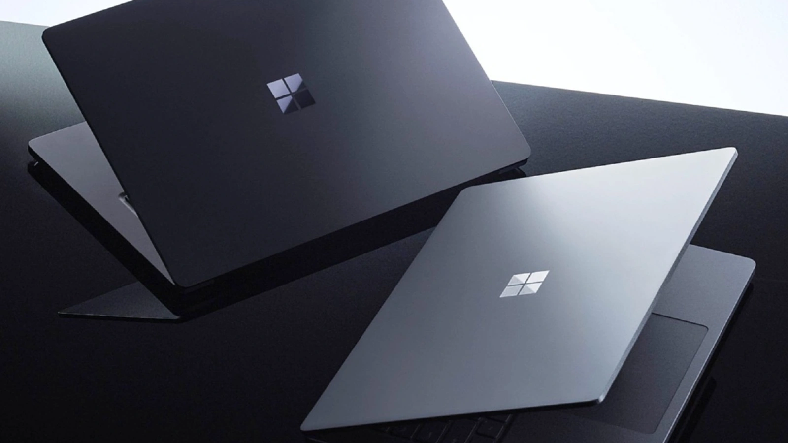 Window Inchi Surface Laptop Ultra promite 128 GB de memorie și putere RTX Spark ...