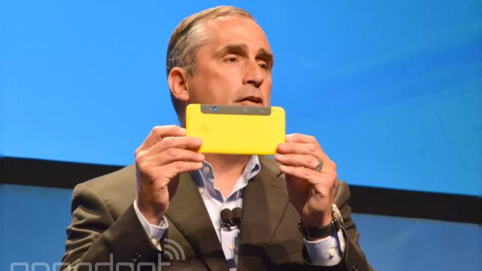 Intel aduce tehnologia RealSense și pe smartphone-uri; noul modul încape cu ușurință pe un device de 6 inch