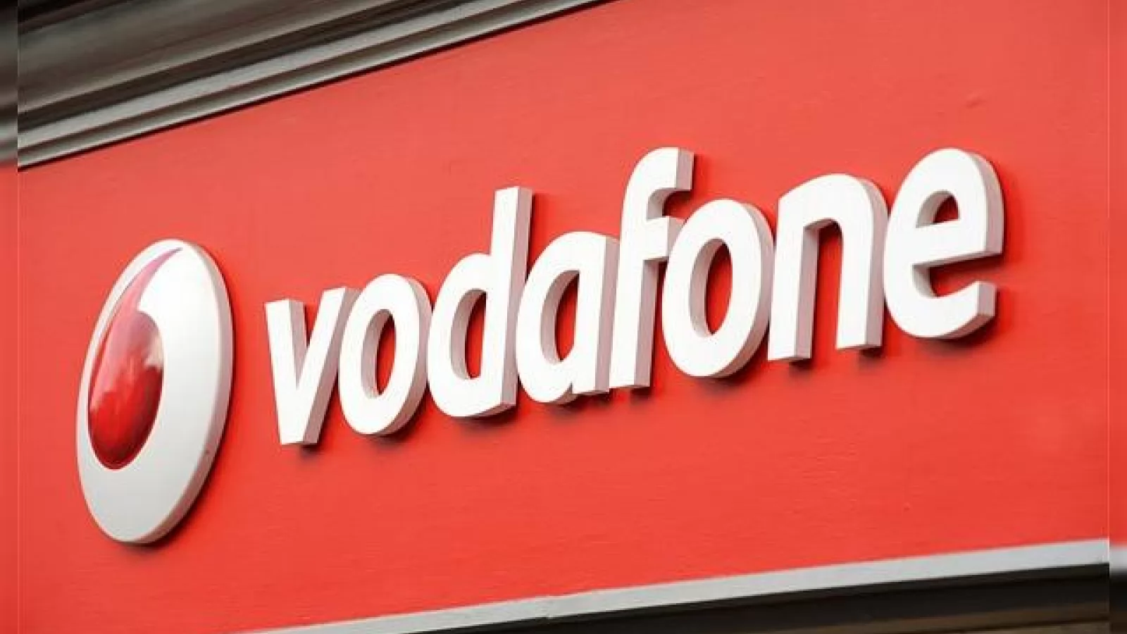 Vodafone dă în judecată ANCOM ca urmare a nerespectării spectrului radio achiziționat în 2012