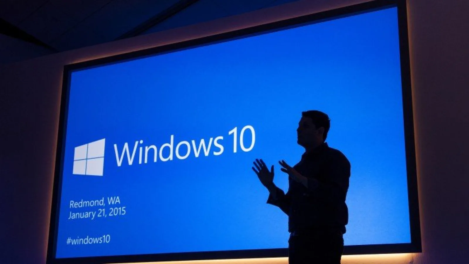 Windows 10 va fi lansat la finalul lunii iulie, conform şefului AMD