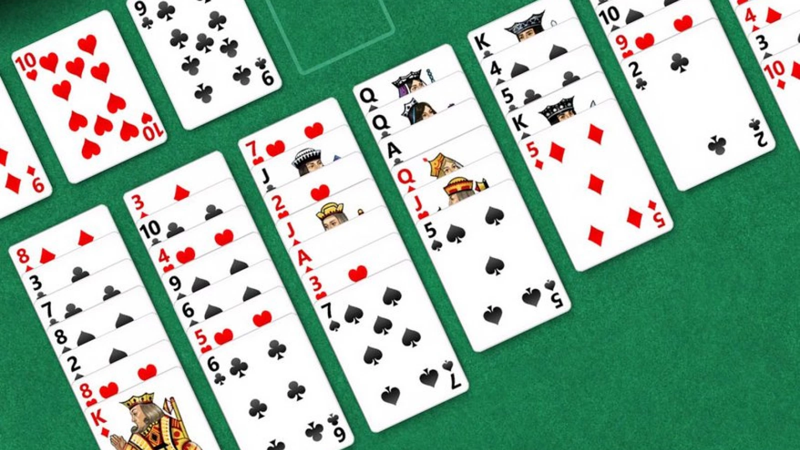 Solitaire revine preinstalat pe Windows 10 după absenţa din Windows 8