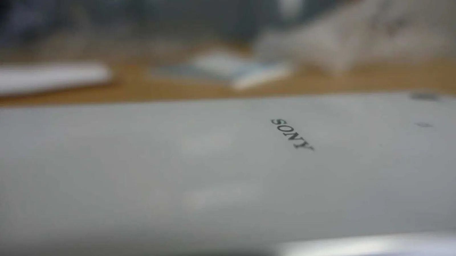 Sony Xperia Z5 va renunţa la designul Omni-Balance, iată noi detalii despre lookul său