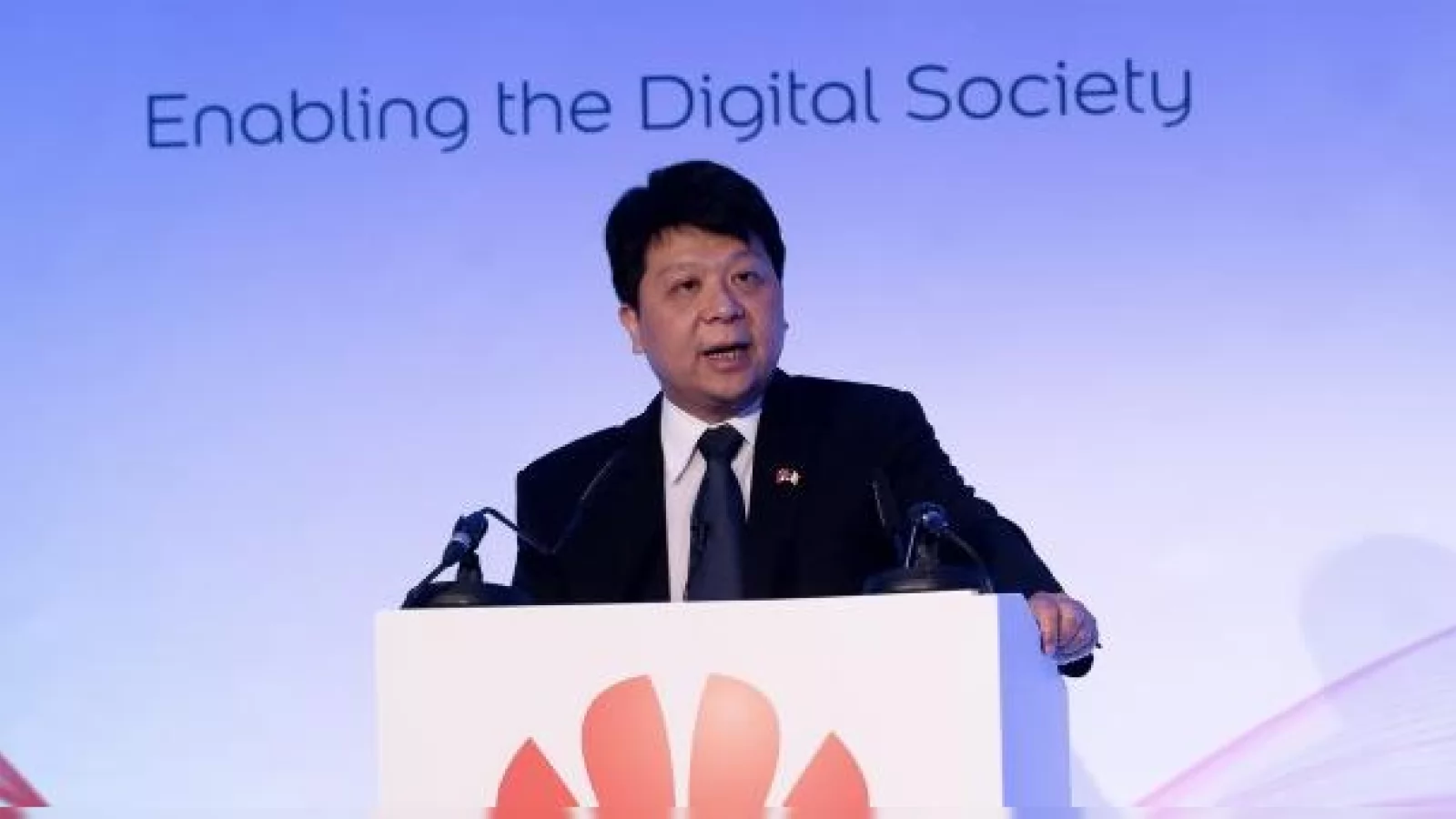 Huawei cere agențiilor de reglementare să fie tratată ca o companie europeană