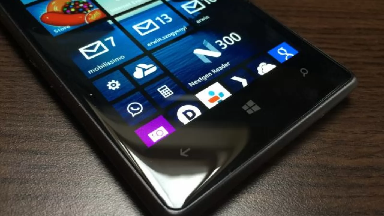 Microsoft va oferi actualizări continue pentru Windows 10 Mobile, fără impedimente din partea operatorilor