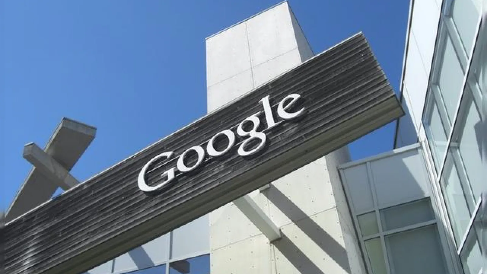 Google pregătește la rândul său un OS pentru device-urile conectate la internet