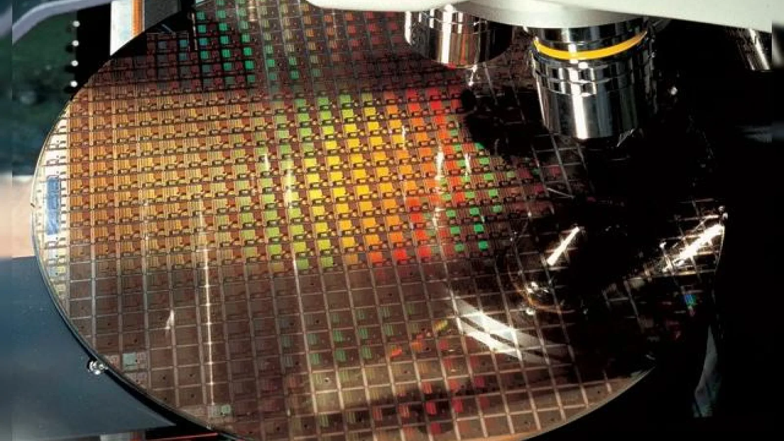 Apple ar putea avea printre furnizorii de procesor A9 pe Globalfoundries; Noul chipset ar fi bazat pe tehnologia de 14 nm