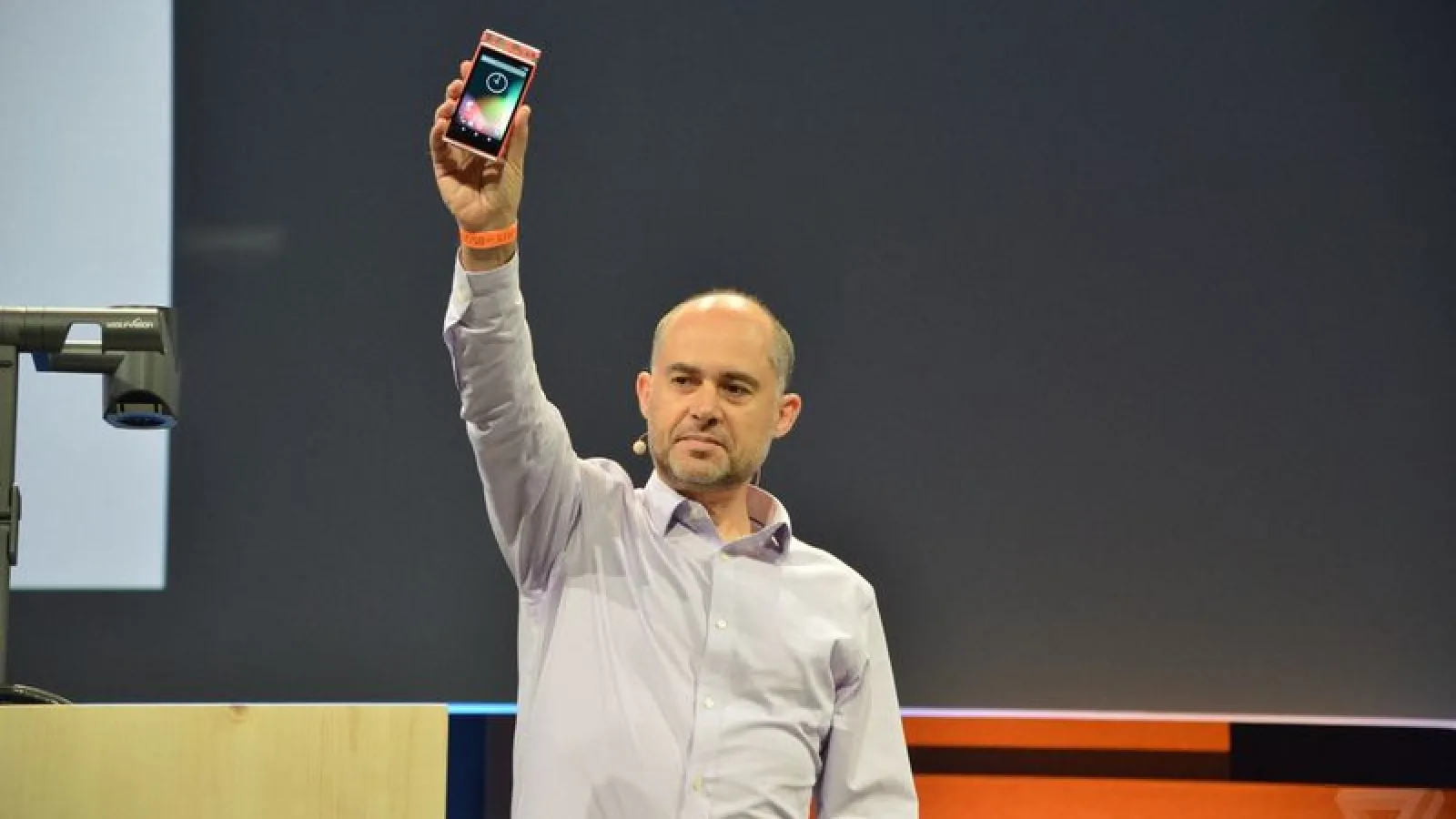 Smartphone-ul modular Project Ara a avut parte de un demo direct de pe scena Google I/O 2015